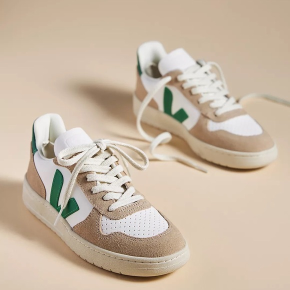 Veja Shoes - NEW Veja V-10 Chromefree Leather- White/Emeraude/Sahara - Green White